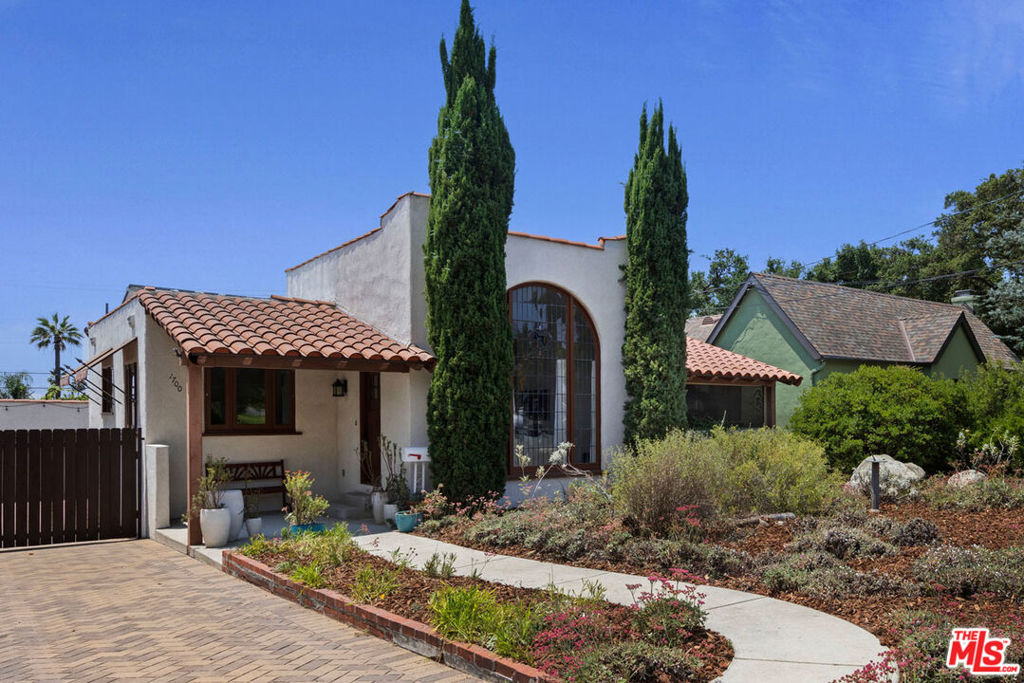 1700 Morada Place