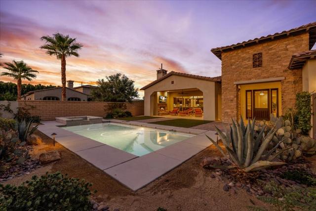 55120 Autumn Valley Court, La Quinta CA: https://media.crmls.org/mediaz/88fd6bea-8b39-4470-9f2e-7ce77aba1fe5.jpg