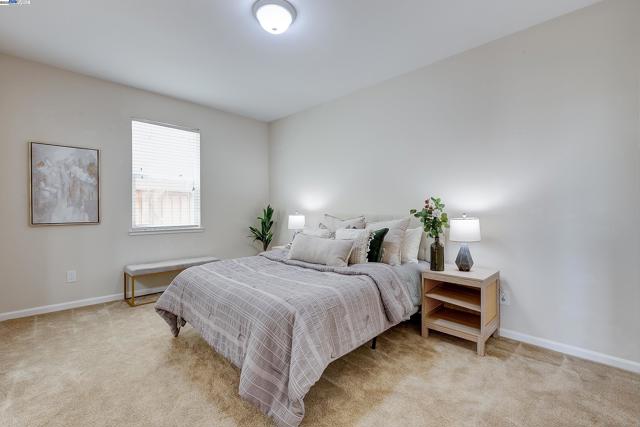2528 AMANTEA WAY, Dublin CA: https://media.crmls.org/mediaz/88fd9bbd-63b2-4488-b190-accc1fc90a99.jpg