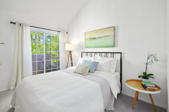 24145 Del Monte Drive, Valencia CA: https://media.crmls.org/mediaz/8900f6ed-0096-46d7-b823-d2a6a657c805.jpg