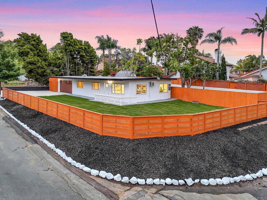 709 Puebla St