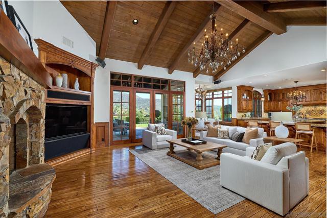 14155 Biscayne Pl, Poway CA: https://media.crmls.org/mediaz/8901f5c5-788a-4dd3-8c55-bc016a1845b3.jpg