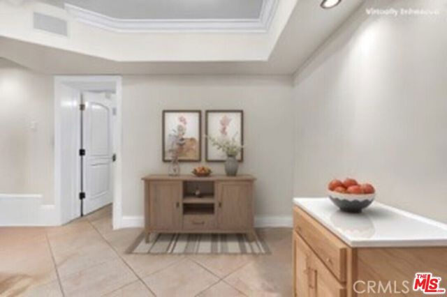 10517 Blythe Avenue, Los Angeles CA: https://media.crmls.org/mediaz/890295de-8698-4895-8880-9b1d9df69d33.jpg