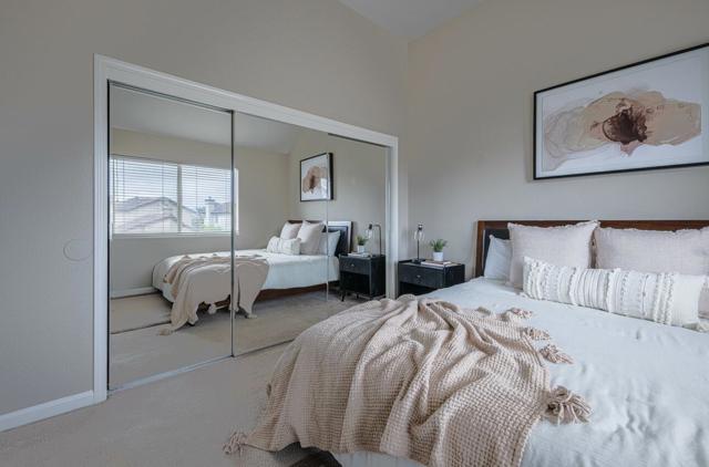 1016 Newington Street, Salinas CA: https://media.crmls.org/mediaz/890425df-88cf-4c01-96e2-f26afca4aa21.jpg