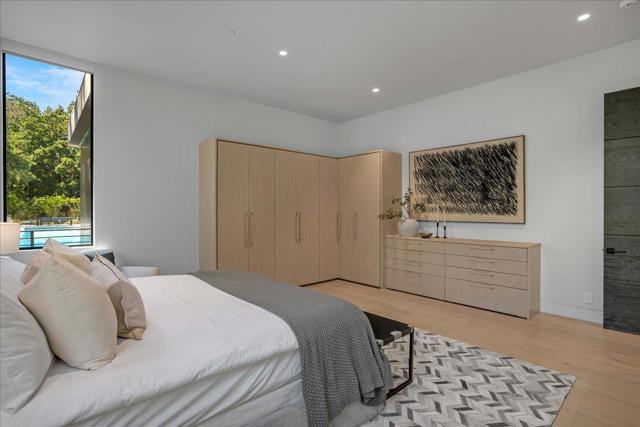 88 Tuscaloosa Avenue, Atherton CA: https://media.crmls.org/mediaz/8904c12d-3919-43cd-8a49-d045e6cb8892.jpg