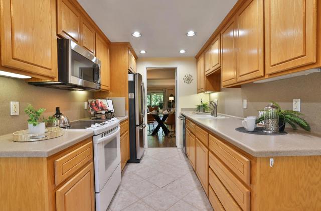 5111 Cribari Place, San Jose CA: https://media.crmls.org/mediaz/8905839a-2d11-457b-ad90-9a0203ada085.jpg