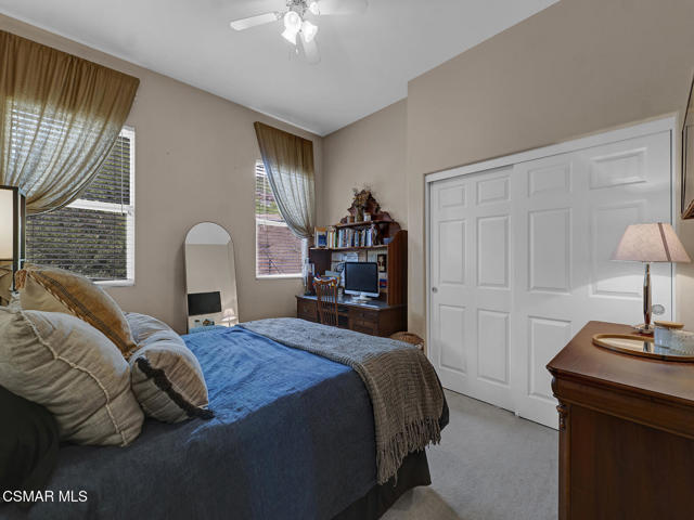 331 Briar Bluff Circle, Thousand Oaks CA: https://media.crmls.org/mediaz/8905ffba-6a61-4031-bf0d-3197e08bd681.jpg