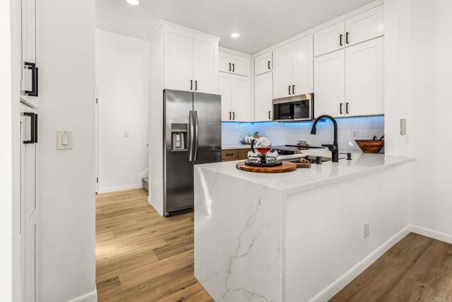 Detail Gallery Image 10 of 41 For 18660 Caminito Cantilena #259,  San Diego,  CA 92128 - 2 Beds | 2/1 Baths