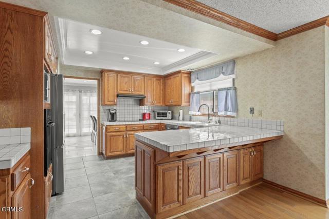 2505 E Lizbeth Avenue, Anaheim CA: https://media.crmls.org/mediaz/89063c9e-86c6-437e-aa6e-a40751de8513.jpg