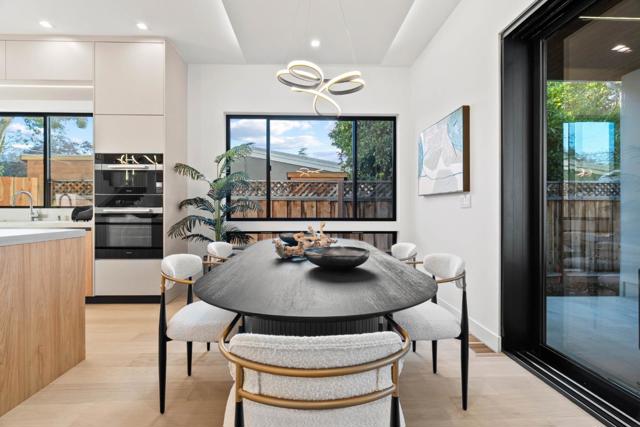 700 Farley Street, Mountain View CA: https://media.crmls.org/mediaz/890662ee-387b-466e-8cc8-cb827a5ebf2d.jpg