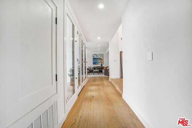 3485 Ridgeford Drive, Westlake Village CA: https://media.crmls.org/mediaz/89066b2e-60ef-4105-9897-addb5b981a74.jpg