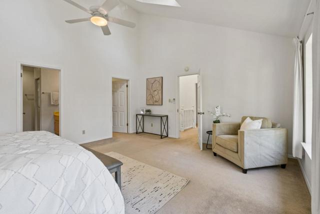 1910 Arrowhead Drive, Oakland CA: https://media.crmls.org/mediaz/89071680-3275-435f-beb3-fe070f6adbe5.jpg