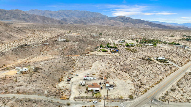 28300 Desert Charm Road, Desert Hot Springs CA: https://media.crmls.org/mediaz/8907871c-d0b2-4513-a27f-3b45ee018815.jpg