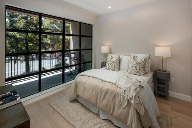 450 First Street, Los Altos CA: https://media.crmls.org/mediaz/8907b12e-58e4-4a45-a6b4-d1d6369e2d35.jpg