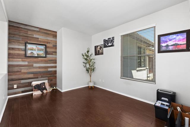 Image 17 of 51 For 23553 Daylight Place