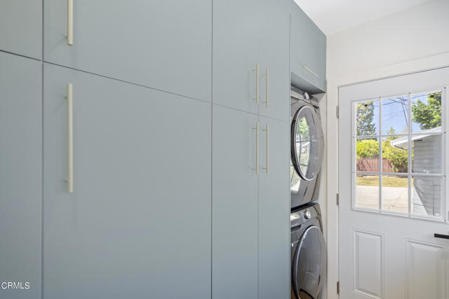 Detail Gallery Image 30 of 35 For 83 S Greenwood Ave, Pasadena,  CA  - 3 Beds | 2 Baths