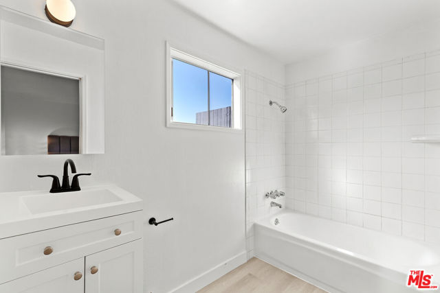 2446 Colby Avenue, Los Angeles CA: https://media.crmls.org/mediaz/890c0245-c539-449b-8cbf-2f68b8086b89.jpg