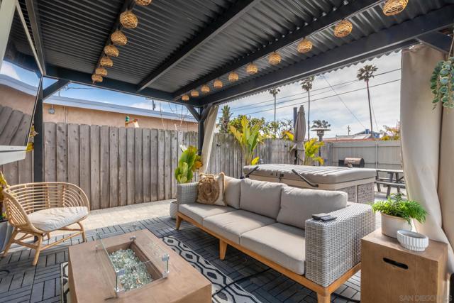 1410 California St., Imperial Beach CA: https://media.crmls.org/mediaz/890ca76d-64dc-466e-bb98-53ed6cfa4d04.jpg