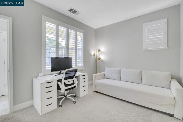 244 Selby Ln, Livermore CA: https://media.crmls.org/mediaz/890d46af-d479-4a5e-b9a2-36b9e6d40209.jpg