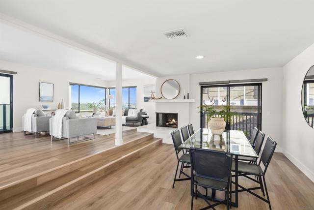 1307 Clove St, San Diego CA: https://media.crmls.org/mediaz/890da331-959b-40b1-9083-96921bed34c6.jpg