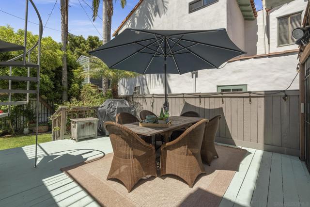 1434 5th Street, Coronado CA: https://media.crmls.org/mediaz/890df10d-8755-4f8b-b780-34cb4eee0751.jpg