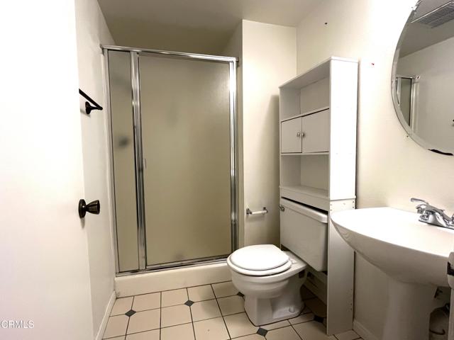 Detail Gallery Image 5 of 15 For 14885 Campus Park Dr #C,  Moorpark,  CA 93021 - 4 Beds | 3 Baths