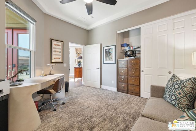 450 E Bogert Trail, Palm Springs CA: https://media.crmls.org/mediaz/8910530a-b9c5-4d71-983f-b4c1d9be267f.jpg