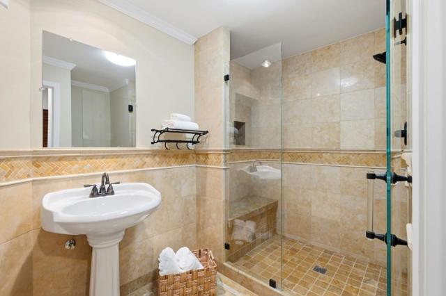 711 W California Way, Redwood City CA: https://media.crmls.org/mediaz/89105ab8-26e2-4de8-ac42-303f345c9679.jpg