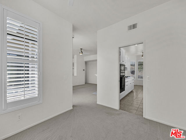 24 Green Brier Circle, Coto de Caza CA: https://media.crmls.org/mediaz/8910aae8-c26e-4ffc-9b18-242a5f50170f.jpg