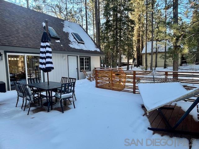 41489 Comstock Ln, Big Bear CA: https://media.crmls.org/mediaz/89112924-55b6-46ec-8afa-7dcf27d967d3.jpg