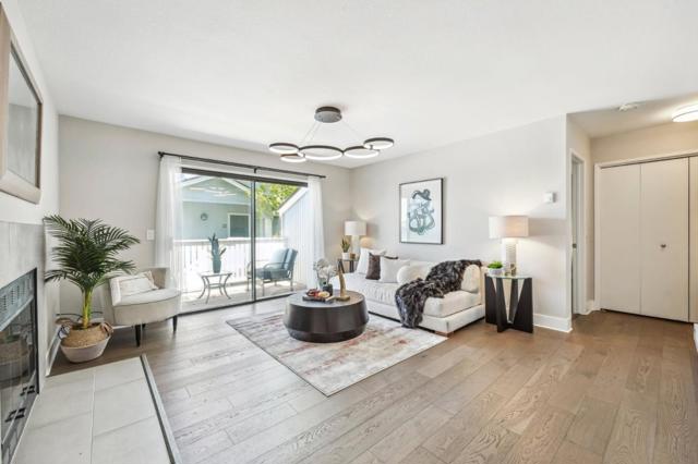 100 Schooner Court, Richmond CA: https://media.crmls.org/mediaz/89119354-d4b5-4b87-a05d-3ef60ea6e9f1.jpg