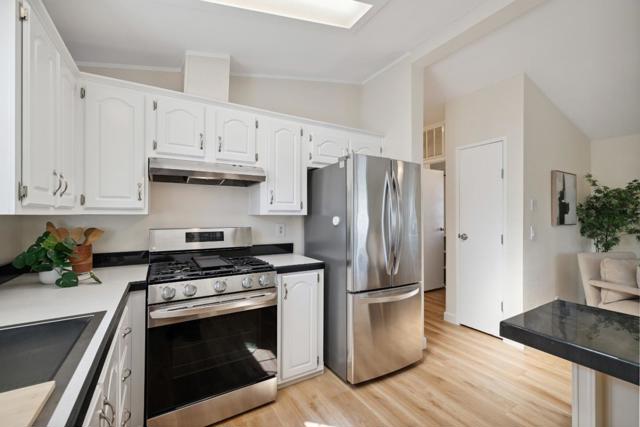 2711 Mar Vista Dr, Aptos CA: https://media.crmls.org/mediaz/891323de-b926-4154-ac5d-256ae341dba5.jpg