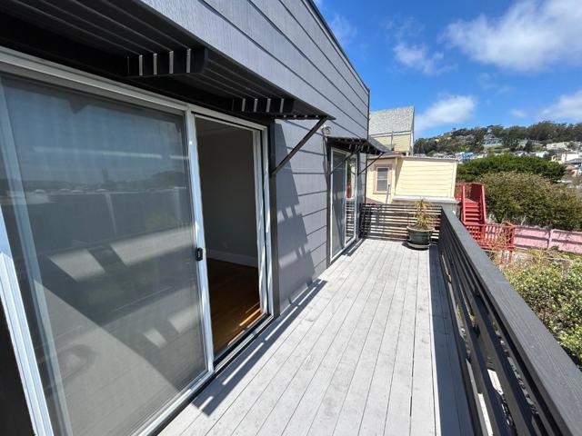 169 Brompton Avenue, San Francisco CA: https://media.crmls.org/mediaz/891343d9-e5d9-4c80-ba52-8ef5aa5d3f13.jpg