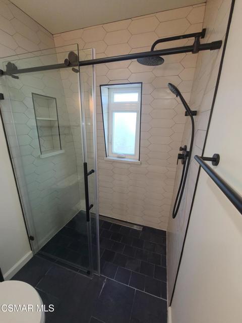 933 21st Street, Santa Monica CA: https://media.crmls.org/mediaz/89137830-314b-4137-ab31-05fff48d6836.jpg