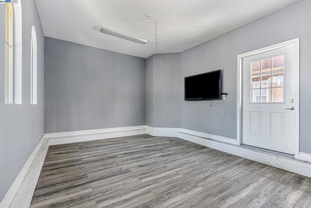 799 Ellerbrook St, Mountain House CA: https://media.crmls.org/mediaz/8913b484-c6f9-41f6-a5b2-27f898893eb9.jpg
