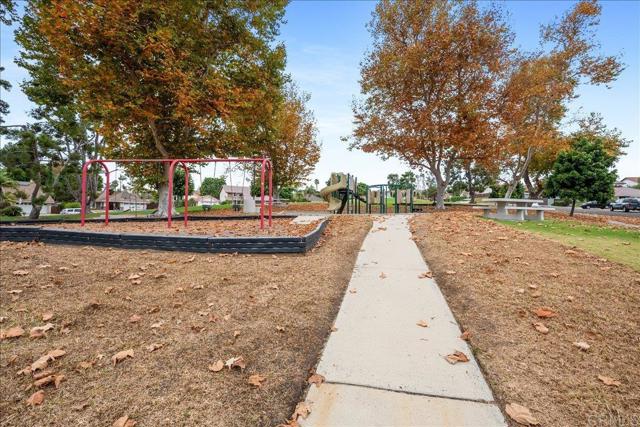 Detail Gallery Image 27 of 27 For 2801 Jacaranda Ave, Carlsbad,  CA 92009 - 4 Beds | 2 Baths