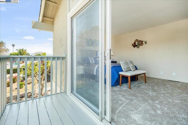 4848 Nadine Ct, Union City CA: https://media.crmls.org/mediaz/8914f72f-35d3-4b5c-a54a-52b73ead8a24.jpg