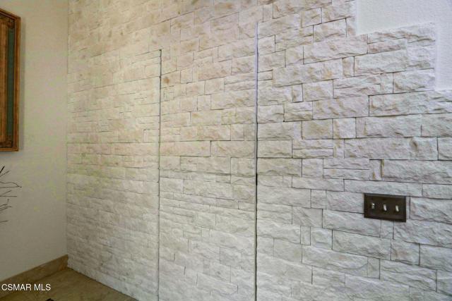 7 Bell Canyon Road, Bell Canyon CA: https://media.crmls.org/mediaz/8915487f-3631-4977-92eb-a89bfa826d85.jpg
