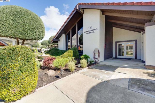 132 Jiminez, Hayward CA: https://media.crmls.org/mediaz/8915e866-62f1-4d05-ae1e-99c4a0b32cda.jpg