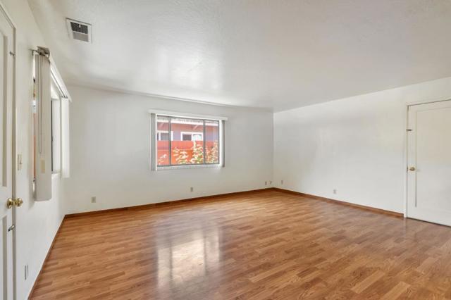 Image 20 of 41 For 948 Olive Avenue