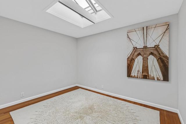 109 Oakland Place, Los Gatos CA: https://media.crmls.org/mediaz/89167a99-112f-4c1f-8603-8c9f85364b7d.jpg