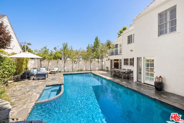 233 22nd Street, Santa Monica, California 90402, 5 Bedrooms Bedrooms, ,4 BathroomsBathrooms,Single Family Residence,For Sale,22nd,24412305