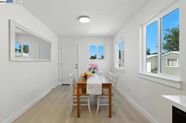 1739 E 22Nd St, Oakland CA: https://media.crmls.org/mediaz/89177ec3-7bc2-466d-8867-f96be40a47a6.jpg