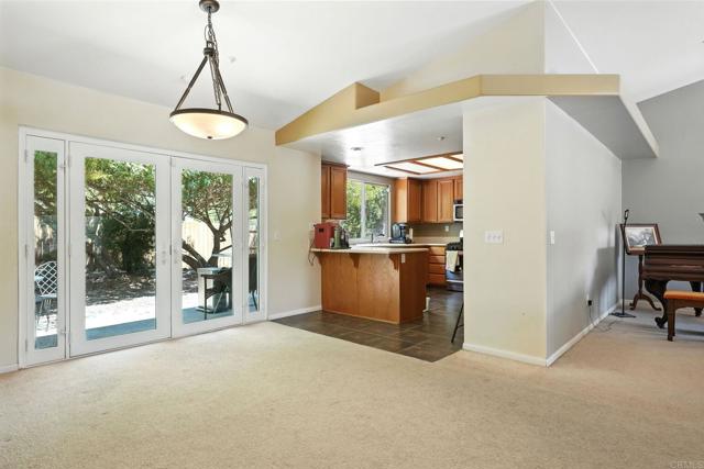 Detail Gallery Image 9 of 37 For 23502 Bassett Way, Ramona,  CA 92065 - 4 Beds | 2 Baths