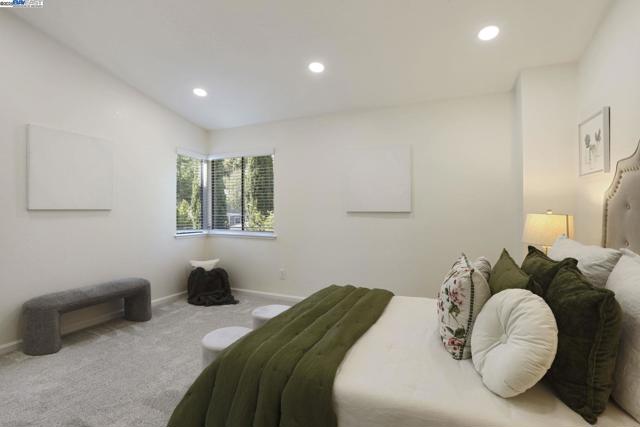 7650 Arbor Creek Cir, Dublin CA: https://media.crmls.org/mediaz/89188b7c-145a-4462-ba84-1f1049cfd488.jpg