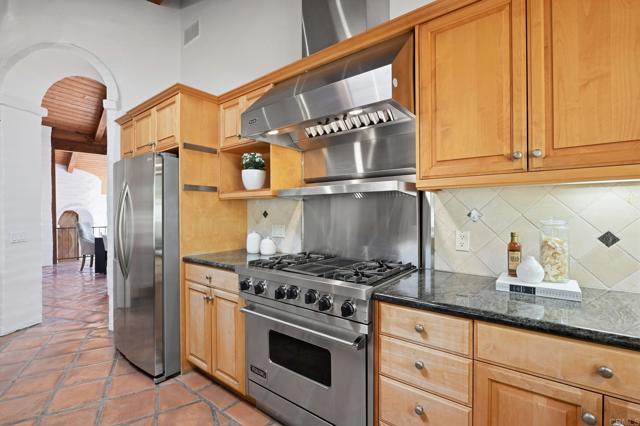 Image 33 of 75 For 3250 Venado Street