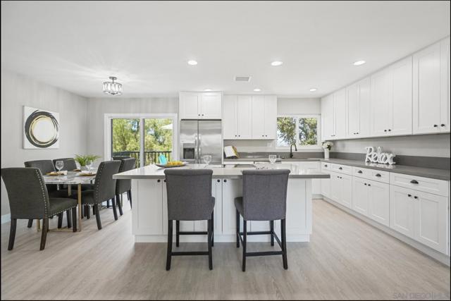 2523 San Vicente Road, Ramona CA: https://media.crmls.org/mediaz/891a5473-237a-4920-ab9a-cdc3b0112145.jpg
