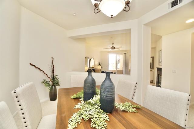 817 Kalpati Circle, Carlsbad CA: https://media.crmls.org/mediaz/891a794c-9410-4781-827b-de6fb886007c.jpg