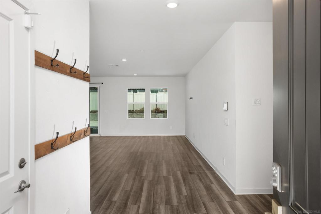 MLS #250036111SD image #23