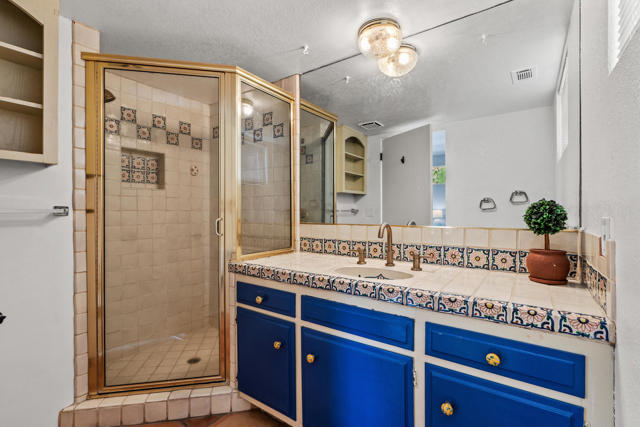 Image 33 of 60 For 2255 Araby Drive